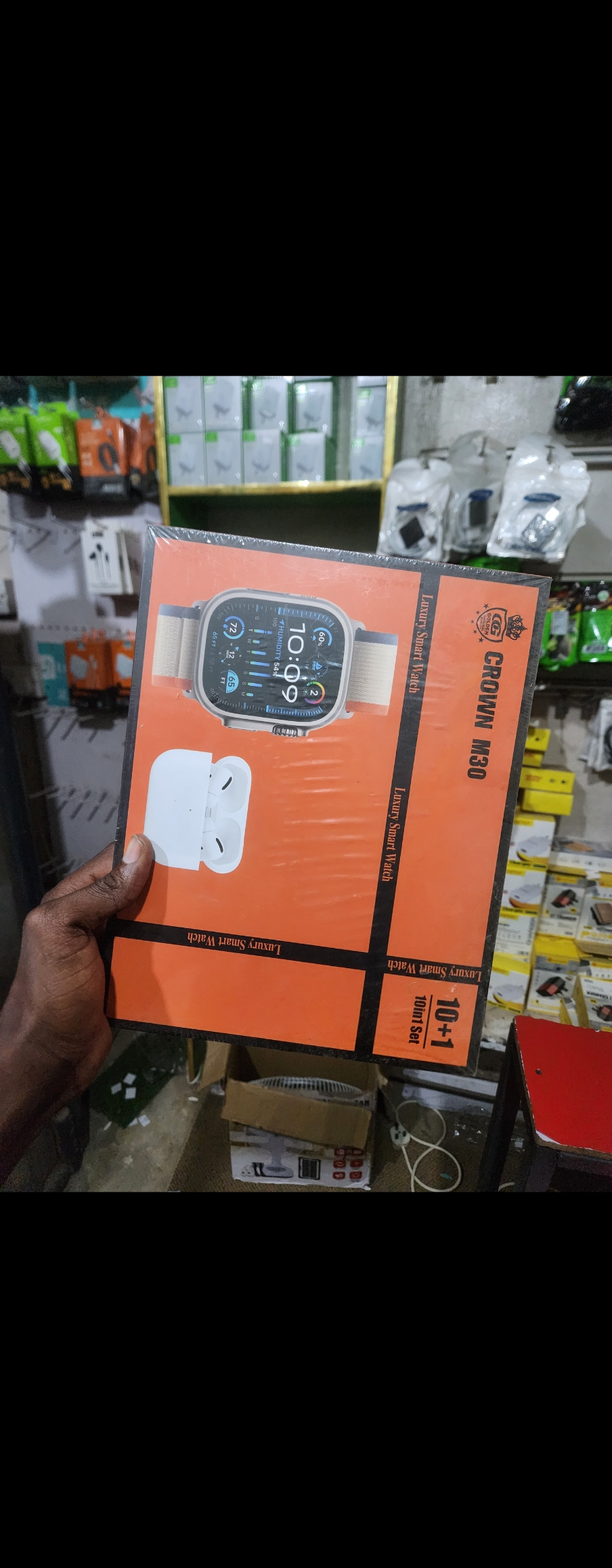 CROWN M30 SMARTWATCH