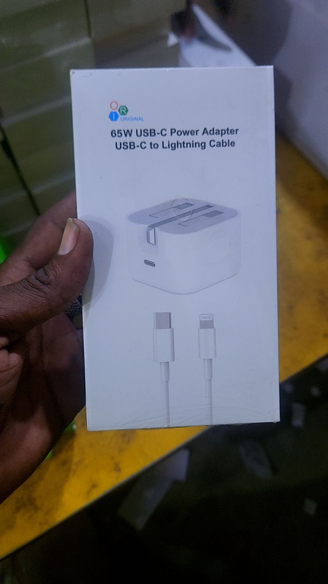 65W CTOIPHONE CHARGER